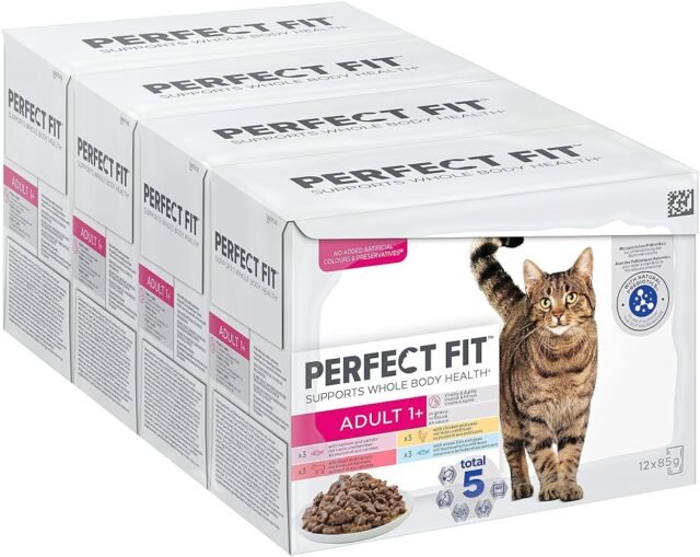 Perfect Fit Adult 1+ Katzennassfutter Auswahl mit Lachs, Hochseefisch, Rind und Huhn, 48 Portionsbeutel, 12x85g (4er Pack) – Premium Katzenfutter nass, für erwachsene Katzen ab...